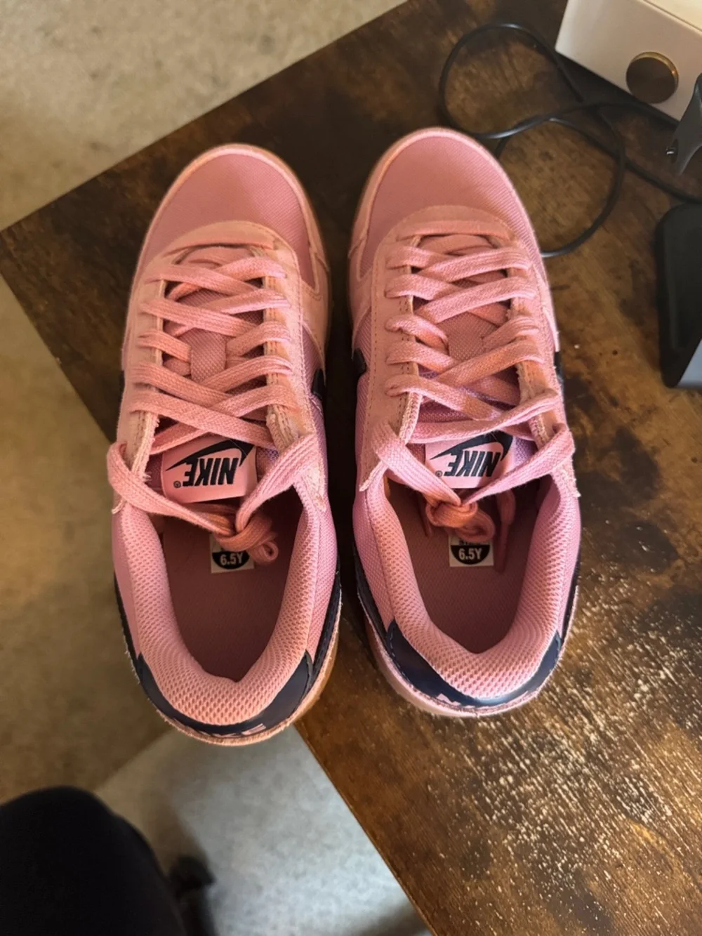 Nike Women’s Pink Canvas Low-Top Sneakers NWOT